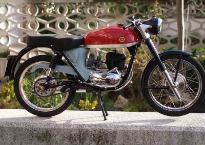 Pere's 1/5 scale Montesa Impala.