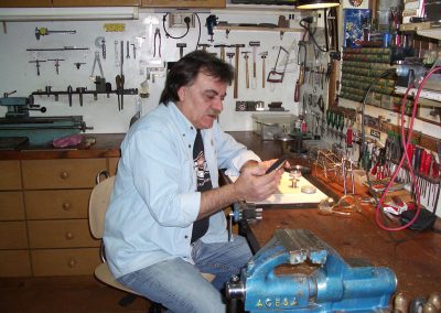 Another shot of Pere at work.