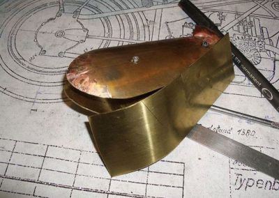 Scale BMW R32 components.