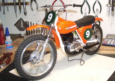 Pere's 1/5 scale Montesa Cappra nearing completion.