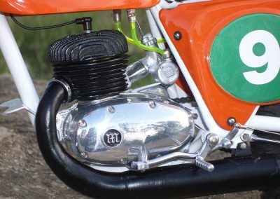 Pere finished the 1/5 scale Montesa Cappra in 2015.