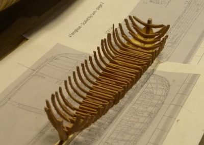 Constuction of the 1/50 scale Vasa longboat.