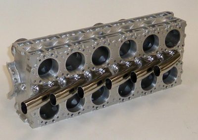 The spare cylinder head for Clen's Sabre engine.