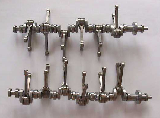 Deltic Crankshaft Assemblies Two clockwise crankshaft assemblies.