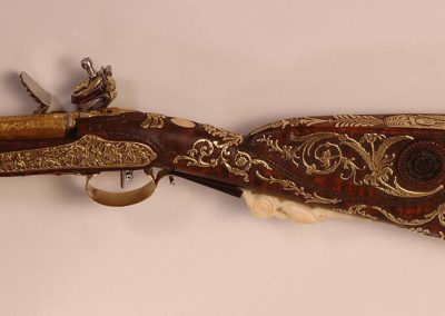 A closer look at the decoration on the stock. 