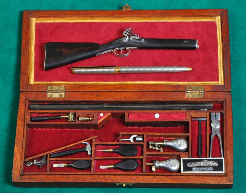 1/4 Scale Flintlock Hunting Shotgun Antonio's intricate 1/4 scale single-barreled flintlock hunting shotgun set.