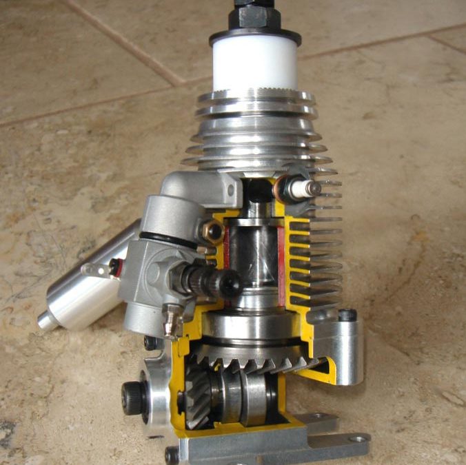RCV 60 Sleeve Valve Cutaway Engine