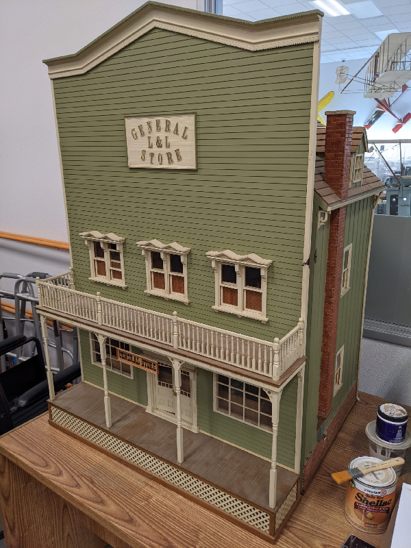 Loren Scheer's fully furnished L&L General Store dollhouse.