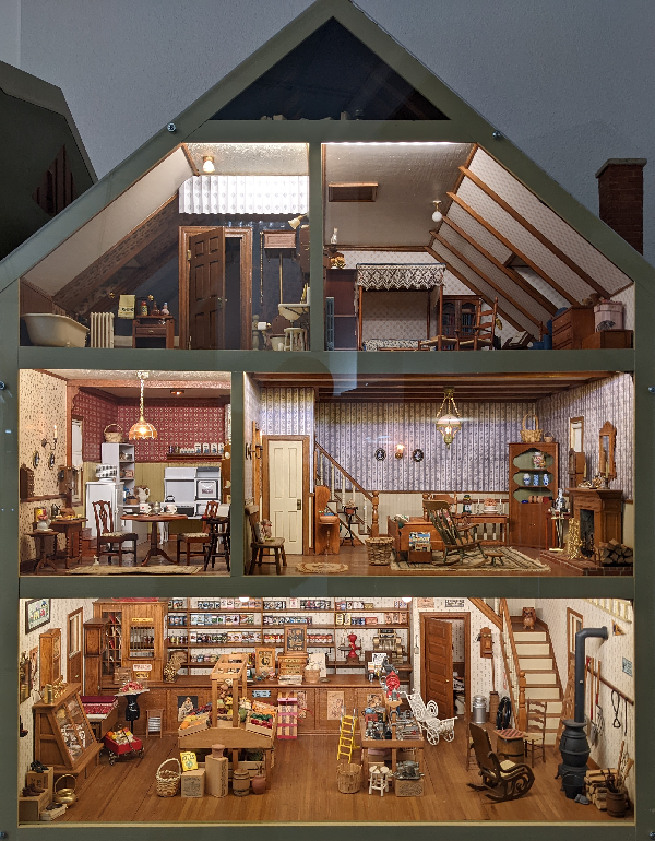 Loren Scheer's fully furnished L&L General Store dollhouse.