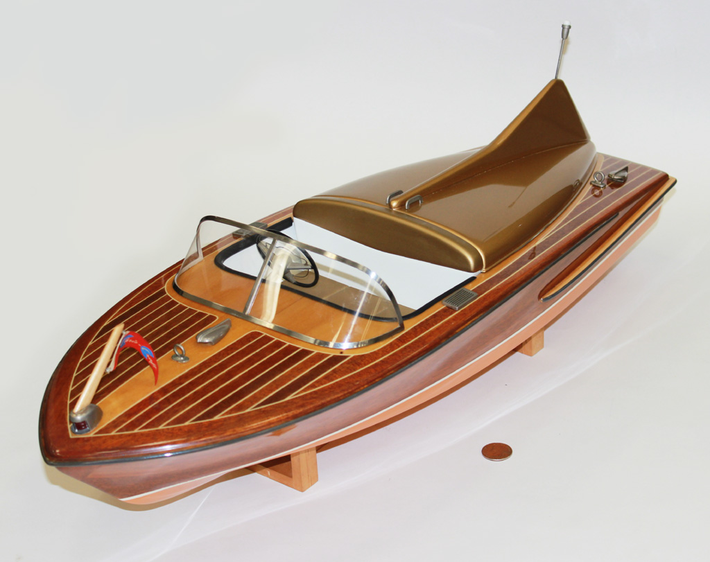 Chris-Craft Cobra R/C Model Boat