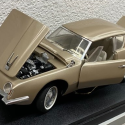 1/24 Scale Diecast Model 1963 Studebaker Avanti