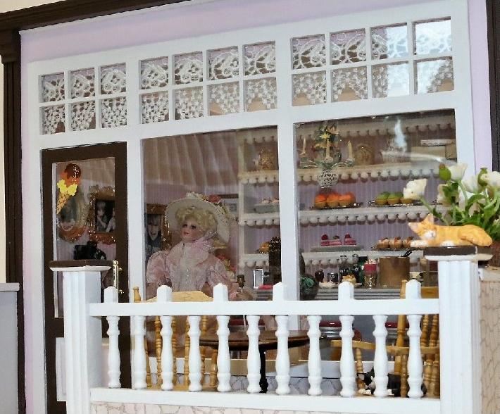 Bama’s Sweet Treats Dollhouse
